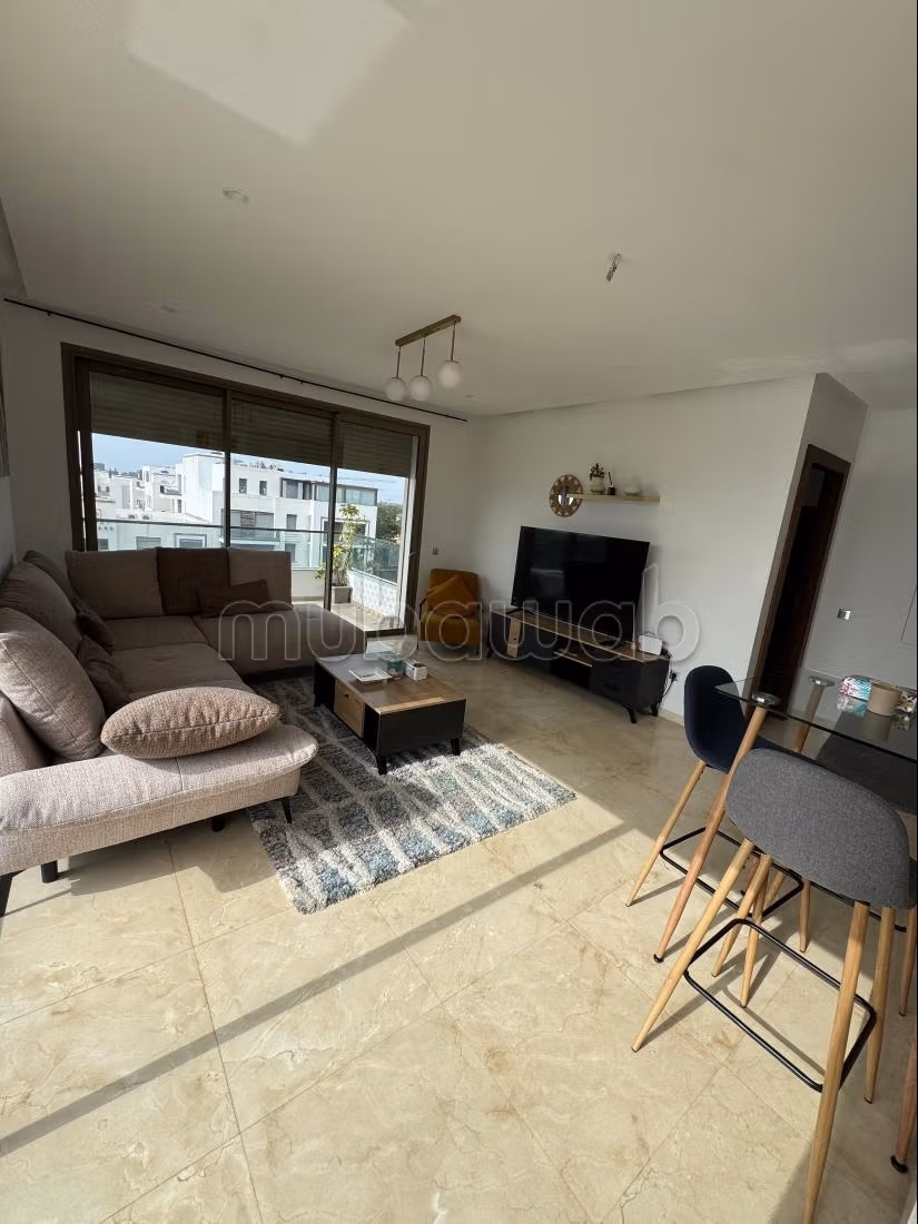 Appartement à louer à Souissi. 2 grandes pièces. Bien meublé — 5