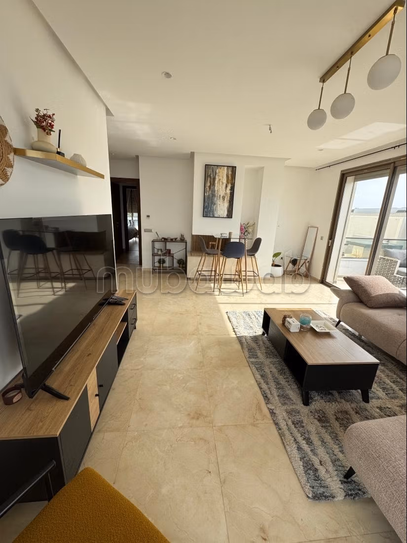 Appartement à louer à Souissi. 2 grandes pièces. Bien meublé — 6