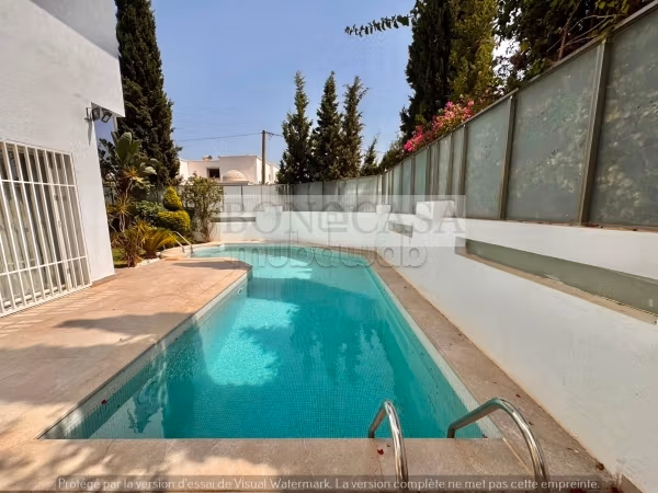 Villa S4 jardin&piscine à louer à la Marsa