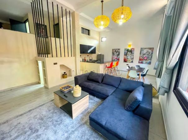 Location d'un appartement à Hivernage. 
3 belles chambres. 
Bien meublé