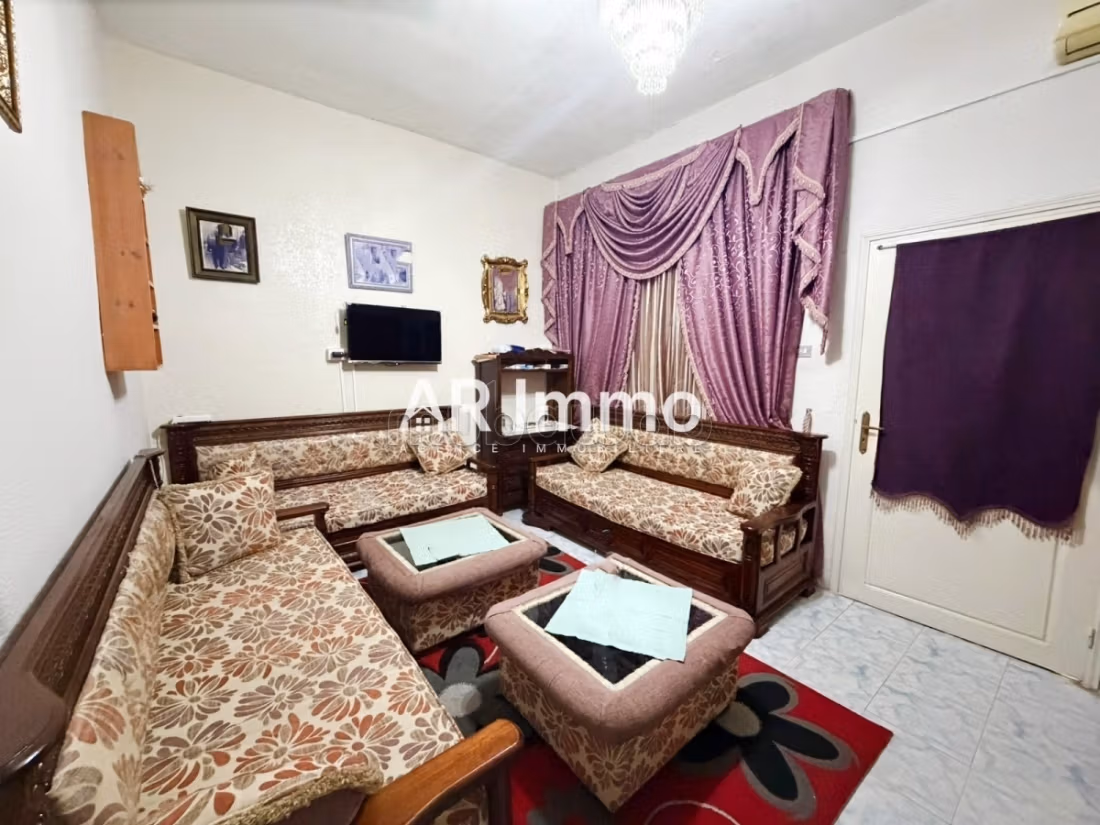 Casa R1 con Spazio Commerciale a Tebourba