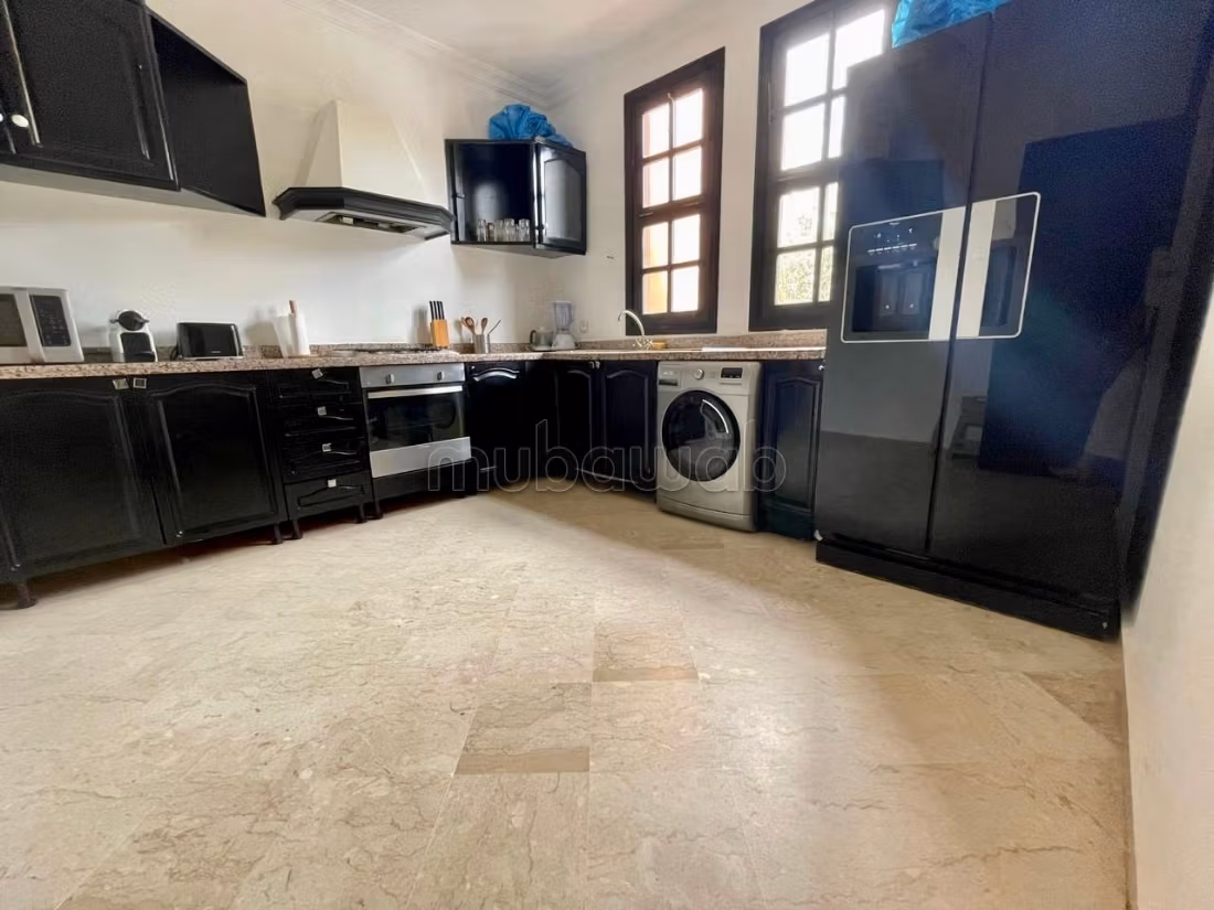 Villa 256 m2,3 Chs, piscine