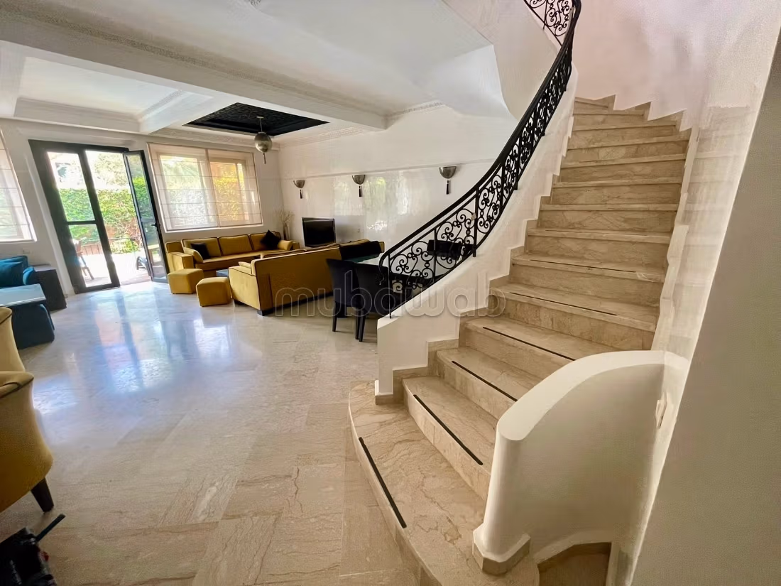 Villa 256 m2,3 Chs, piscine