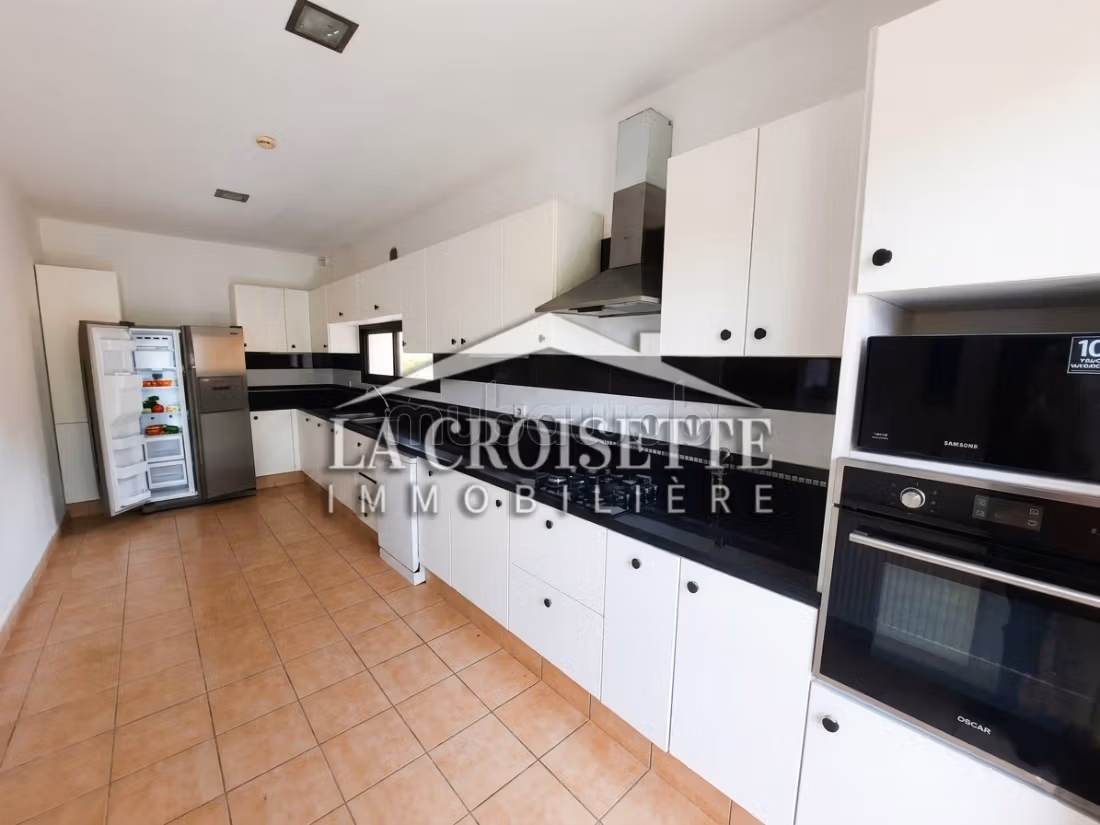 Villa S5 con piscina a La Marsa
