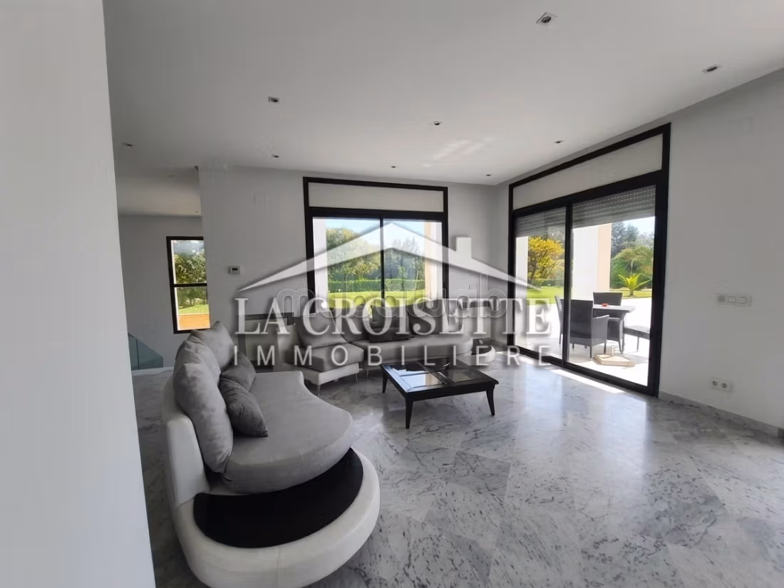 Villa S5 con piscina a La Marsa