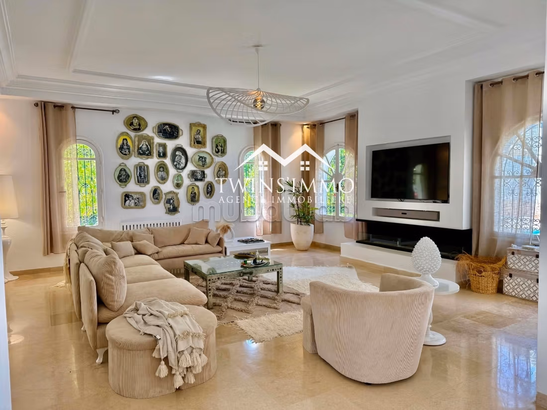 Magnifica villa ristrutturata a Gammarth Supérieur