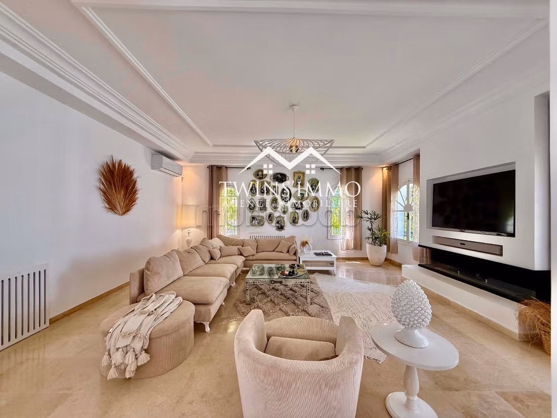 Magnifica villa ristrutturata a Gammarth Supérieur