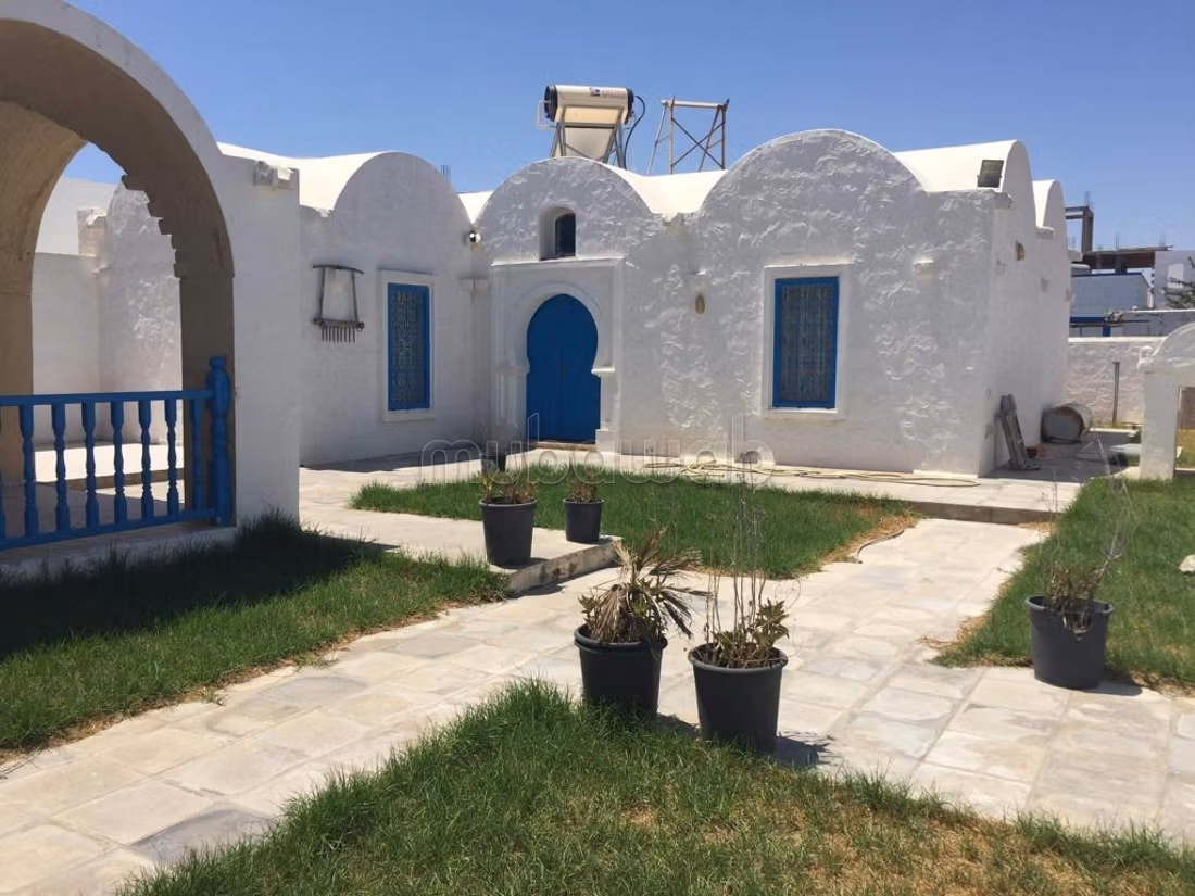 Villa a vendre de style 3S3 à dar Allouche