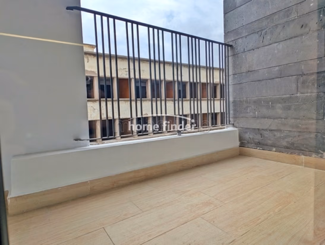 Studio neuf à louer sur Belvédère 52 m² — 3