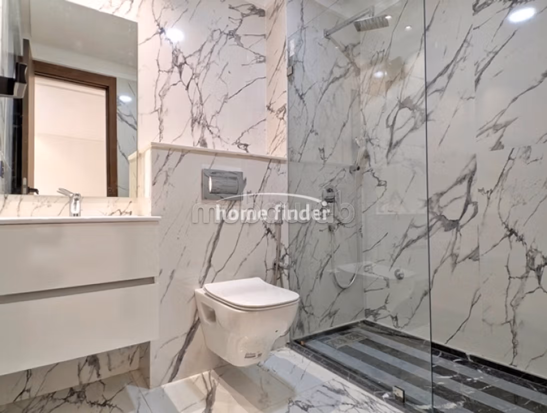 Studio neuf à louer sur Belvédère 52 m² — 6