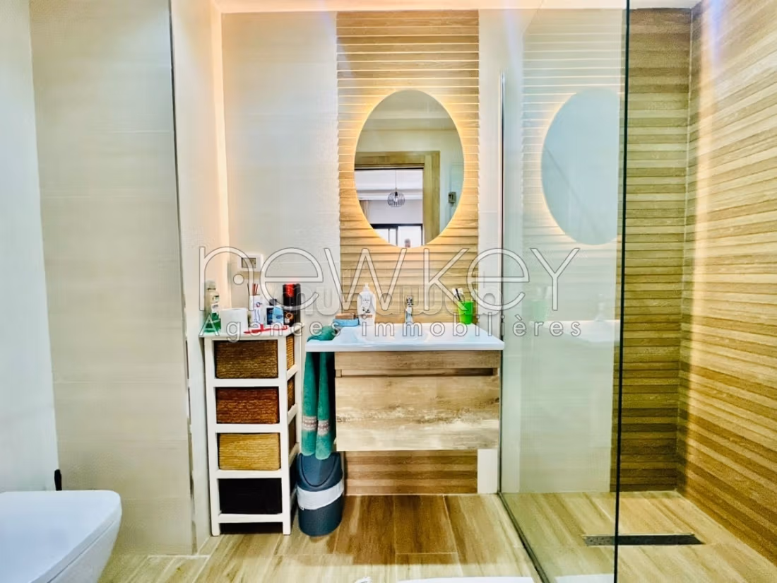 Somptueuse villa S3 a vendre à La Soukra