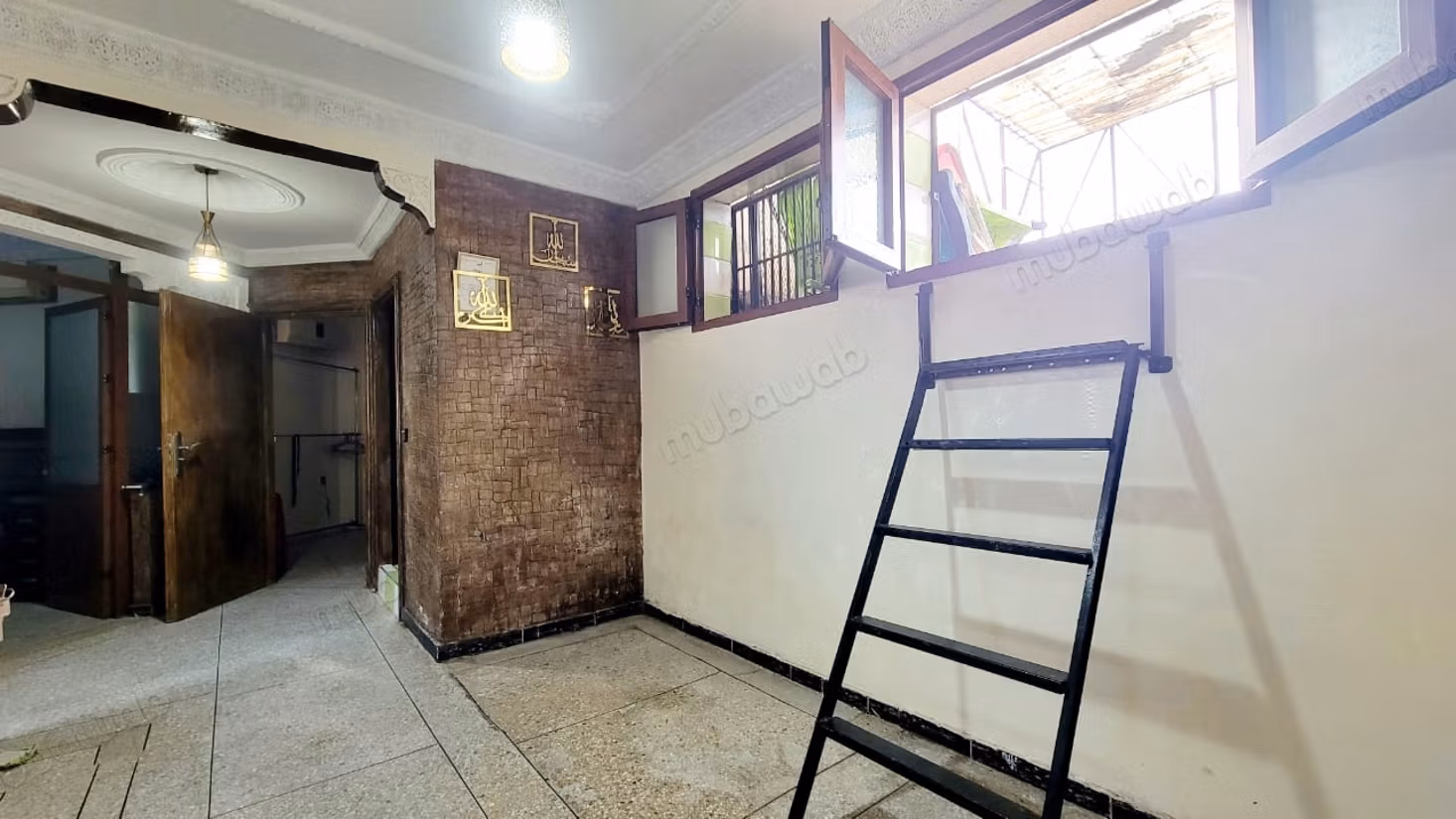 Appartement residence fermée sans ascensseur
