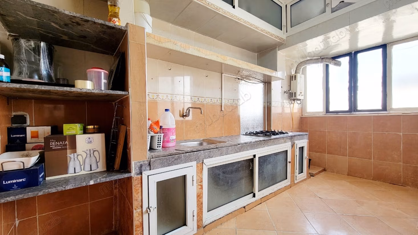 Appartement residence fermée sans ascensseur