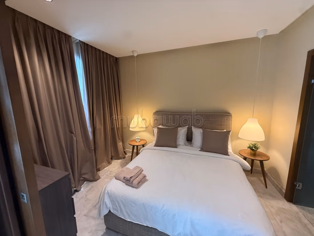 Splendido appartamento in affitto a Alsace Lorraine. 1 bella camera da letto. Ascensore e garage