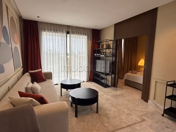 Splendido appartamento in affitto a Alsace Lorraine. 1 bella camera da letto. Ascensore e garage