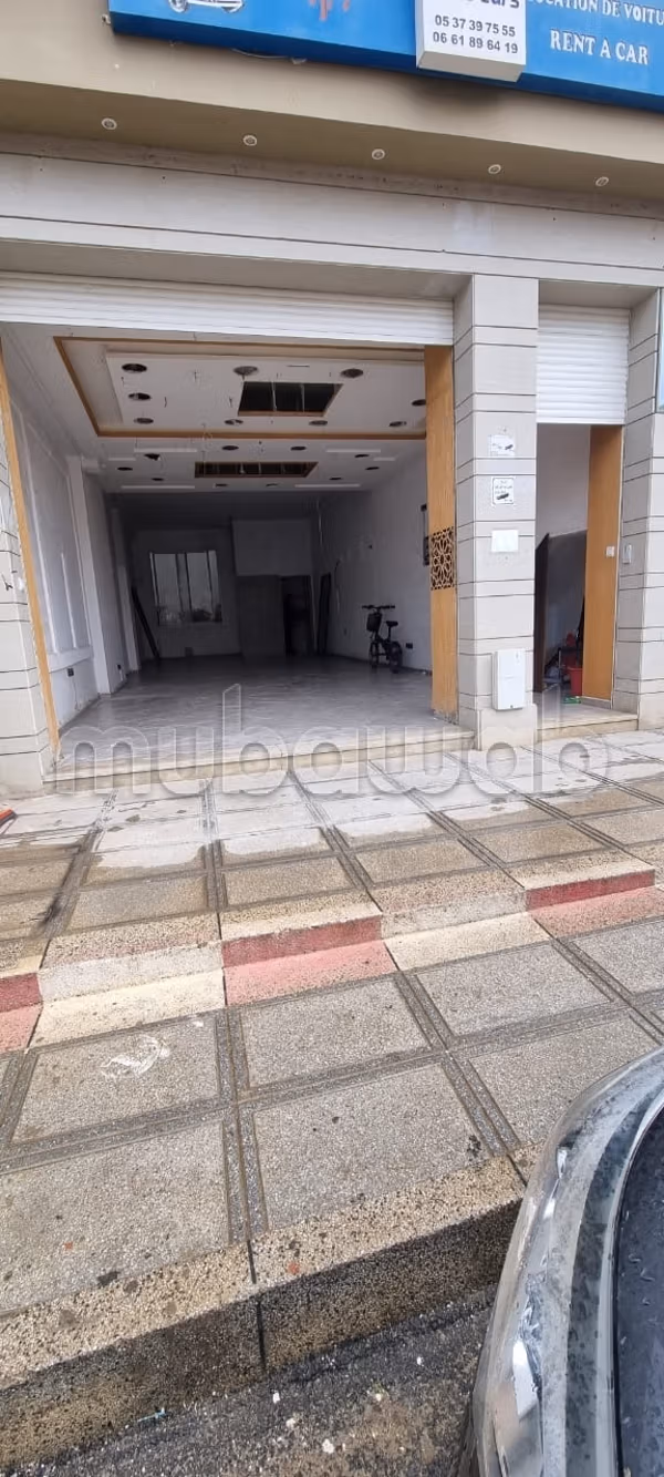 Local comercial idealmente situado