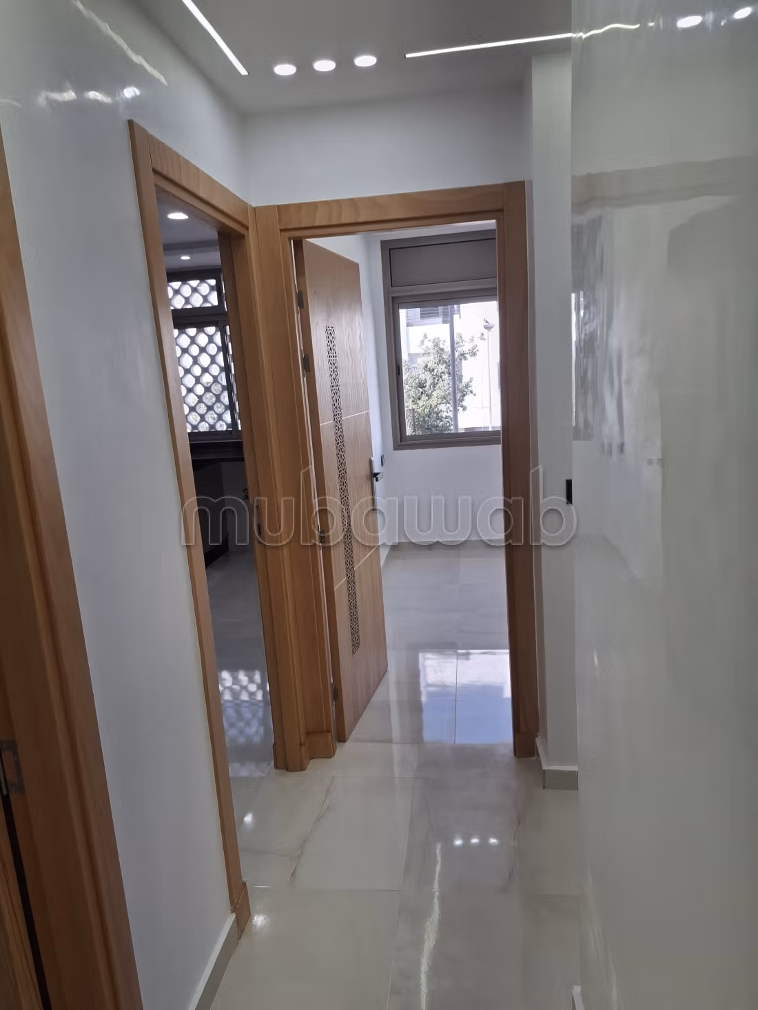 Très bel appartement en location à Agdal. 4 pièces confortables. Porte blindée, sécurité — 4