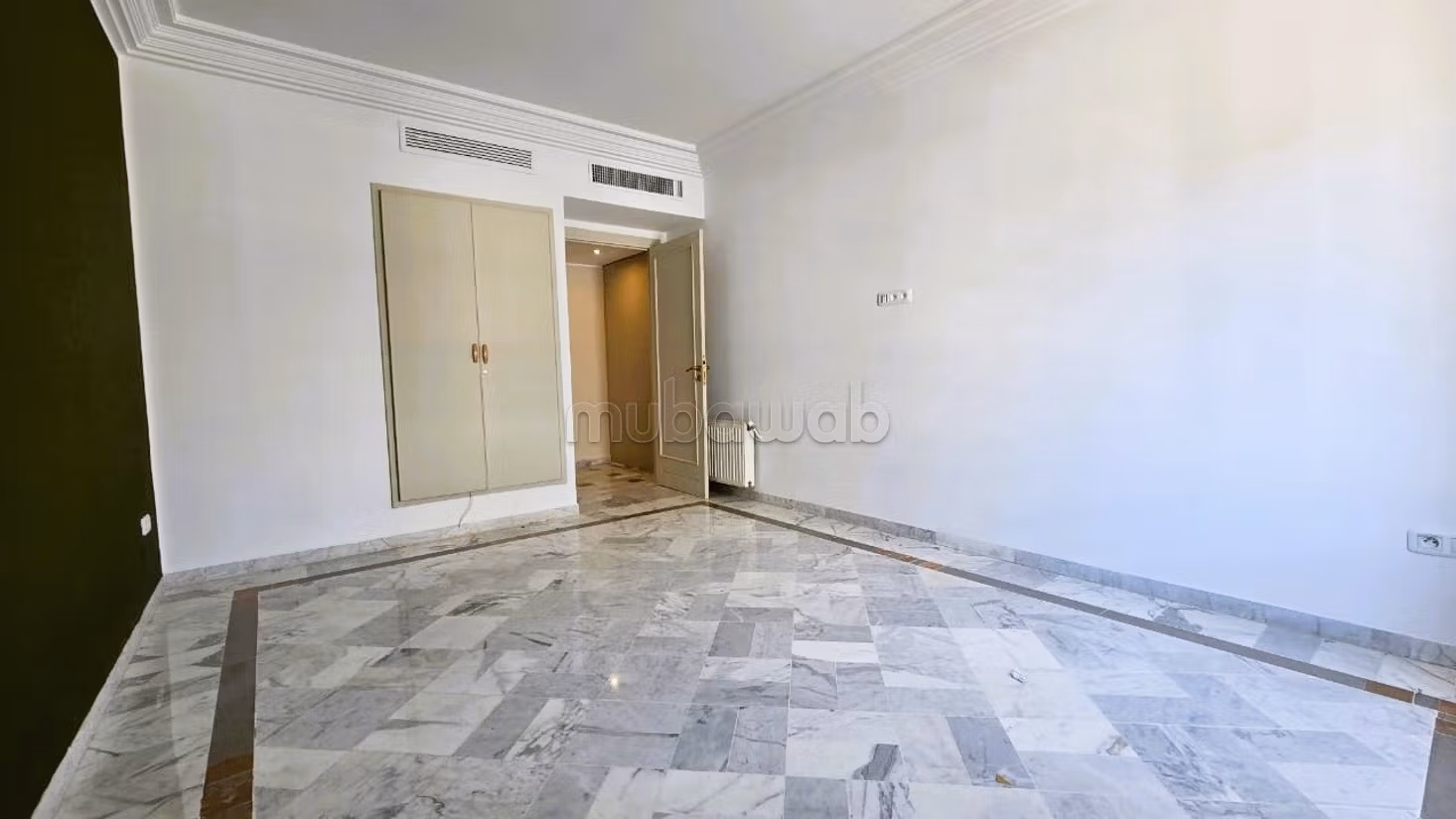 Bureau accueil plus 4