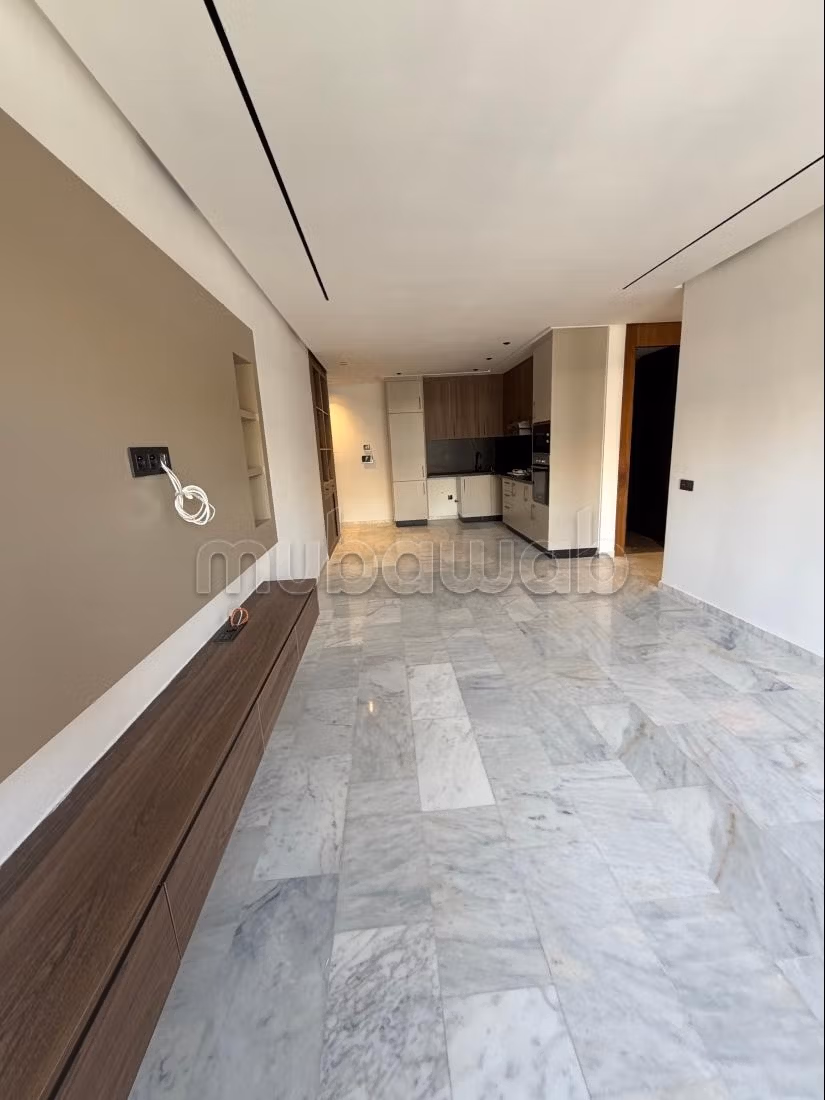Agréable Appartement très luxueux en vente neuf de 2 chambres et 2 salles de bain au centre ville Gueliz — 2