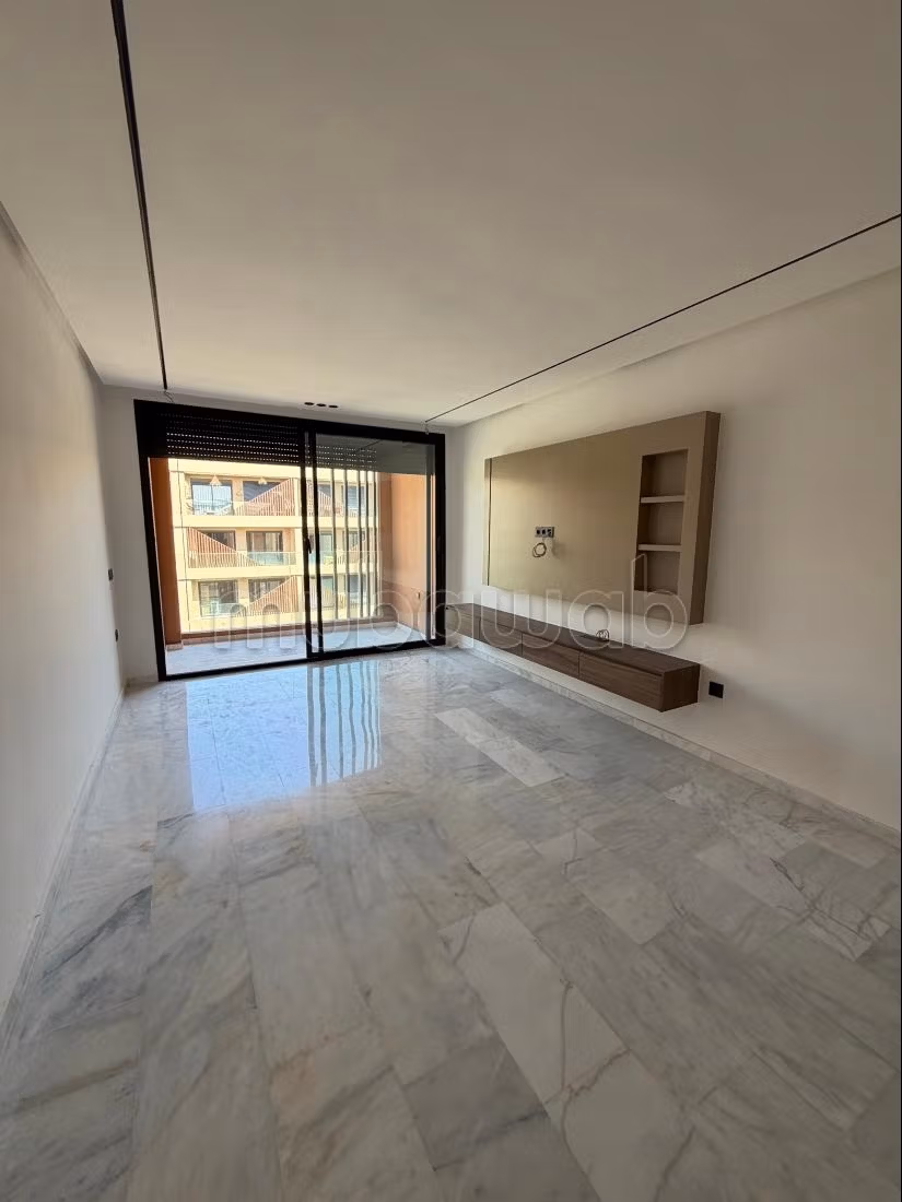 Agréable Appartement très luxueux en vente neuf de 2 chambres et 2 salles de bain au centre ville Gueliz — 4