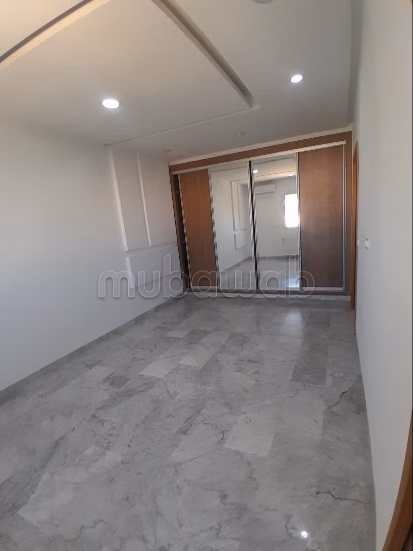 A louer Etage de villa S3