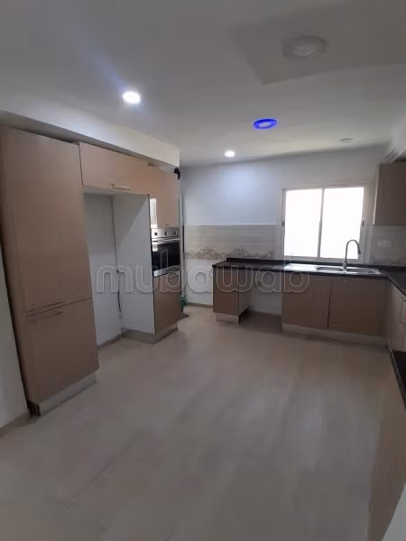 A louer Etage de villa S3