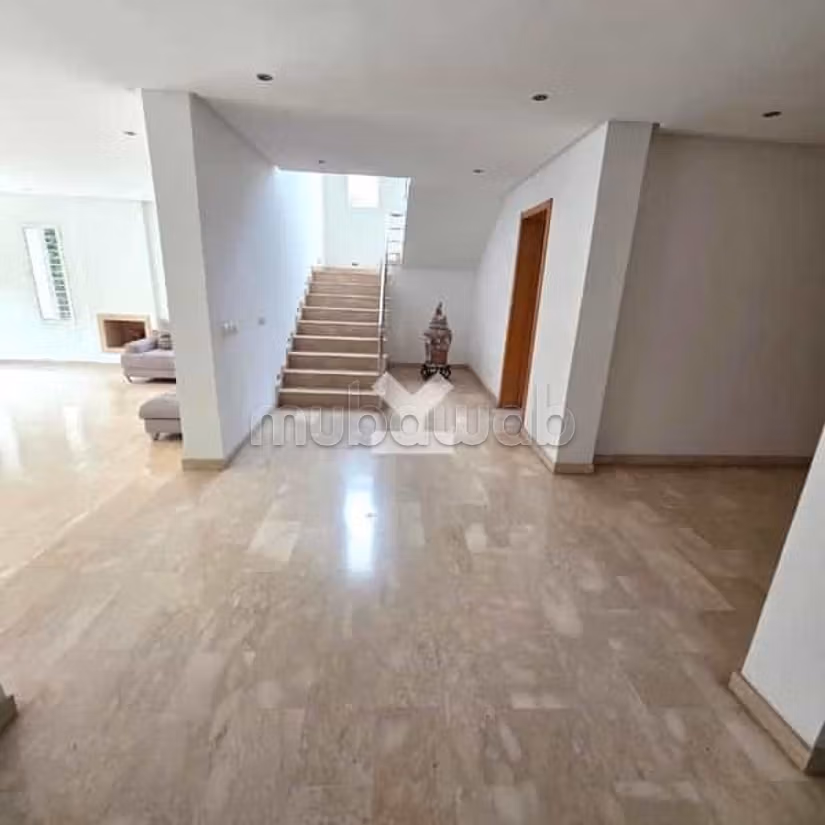Villa en Venta de 594.0 m² en Casablanca, California