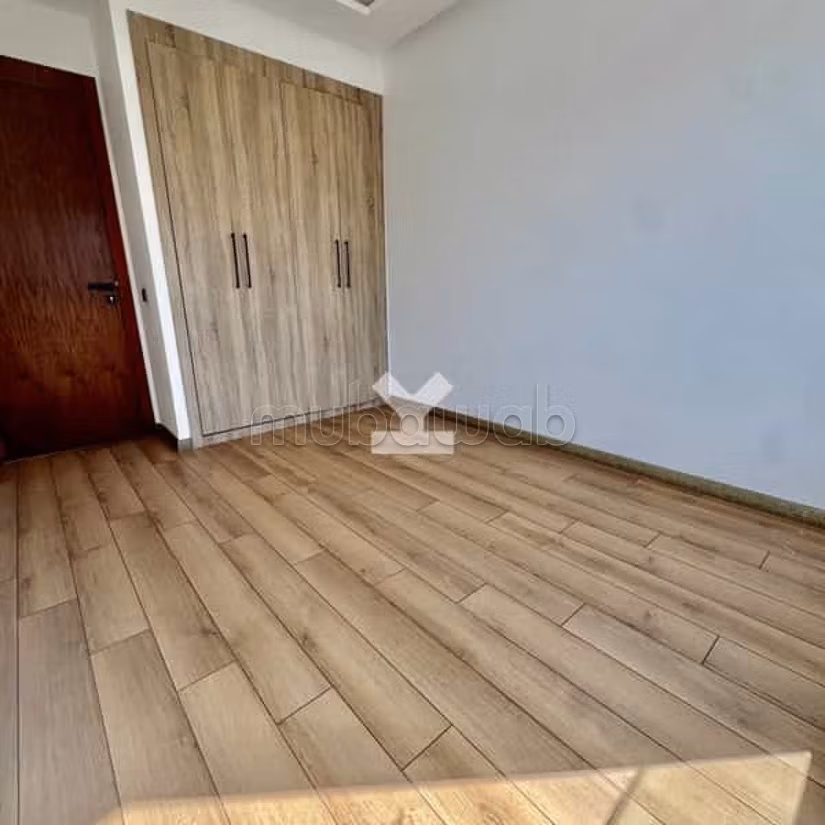 Appartement à Vendre de 144.0 m² à Dar Bouazza,
Tamaris2