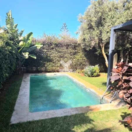 Villa à Louer de 405.0 m² à Dar Bouazza,
Tamaris1