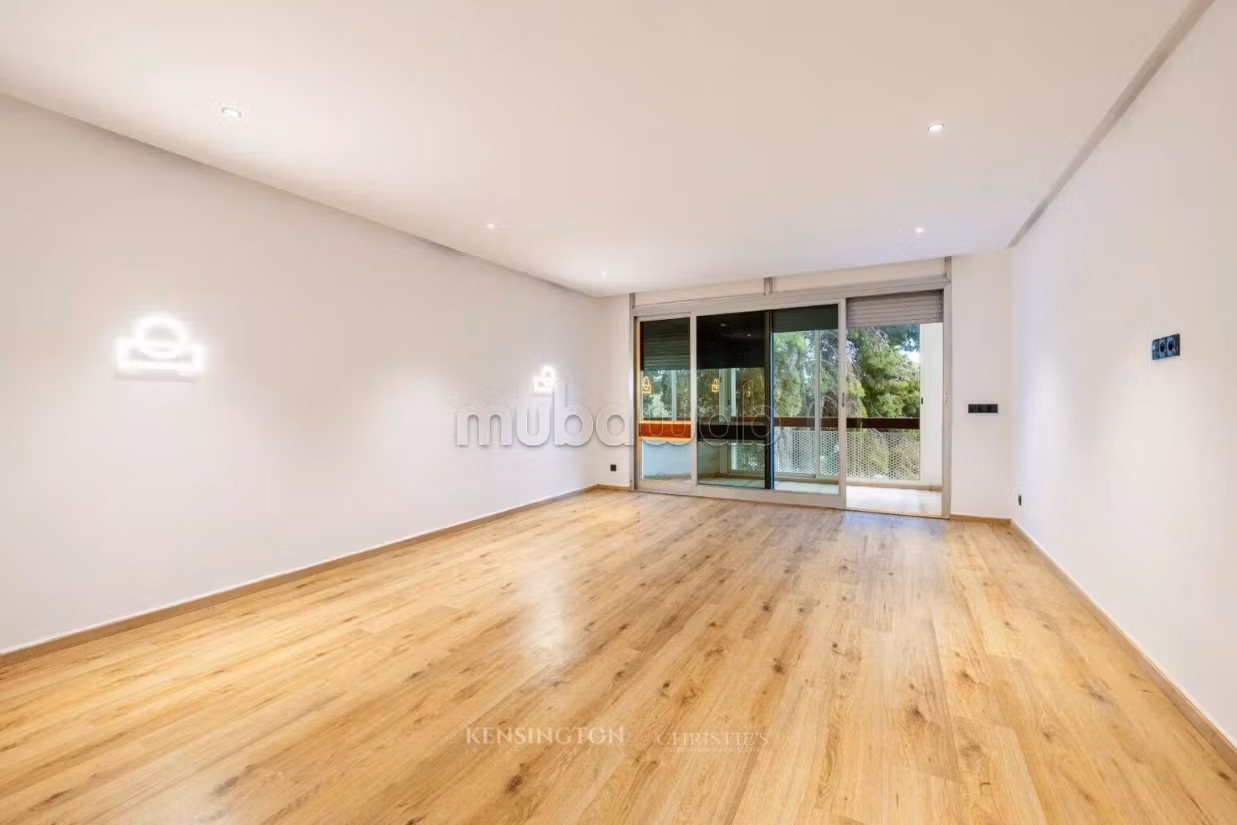 Bel appartement moderne à louer Avenue Med 6 — 2