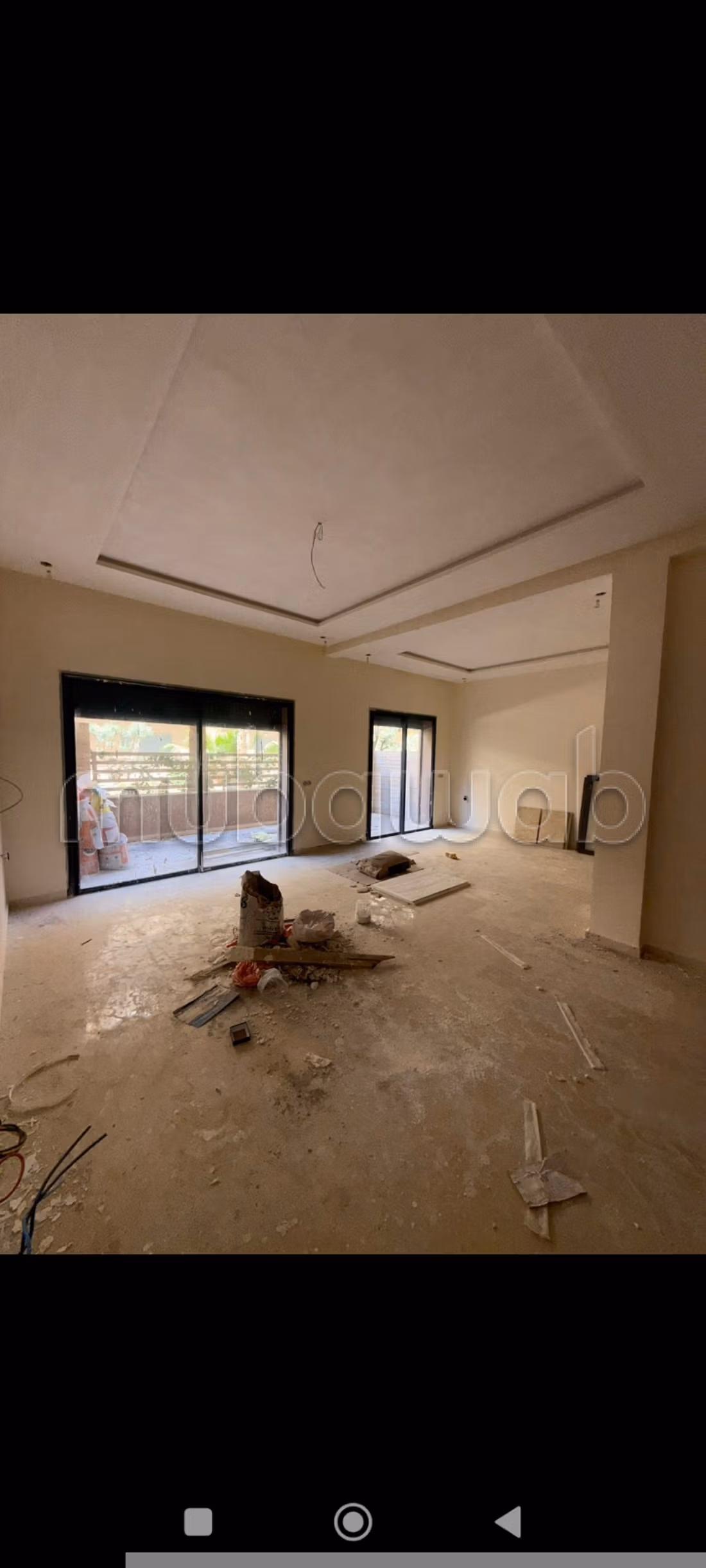 A SAISIR, Bel appartement à vendre à Ain Mezouar. 3 belles chambres. Avec ascenseur et terrasse — 4