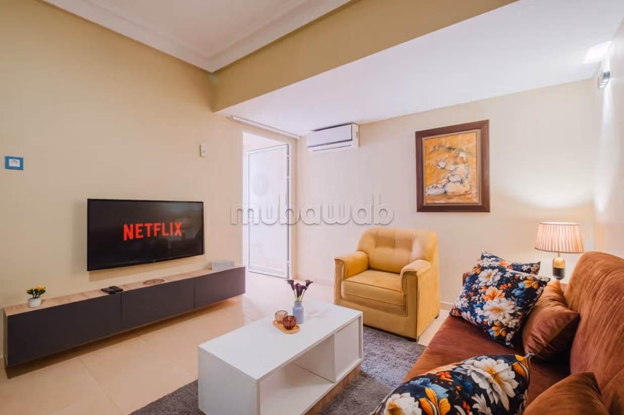 Bel appartement à vendre à Ouasis. 2 pièces confortables. Bien meublé — 2