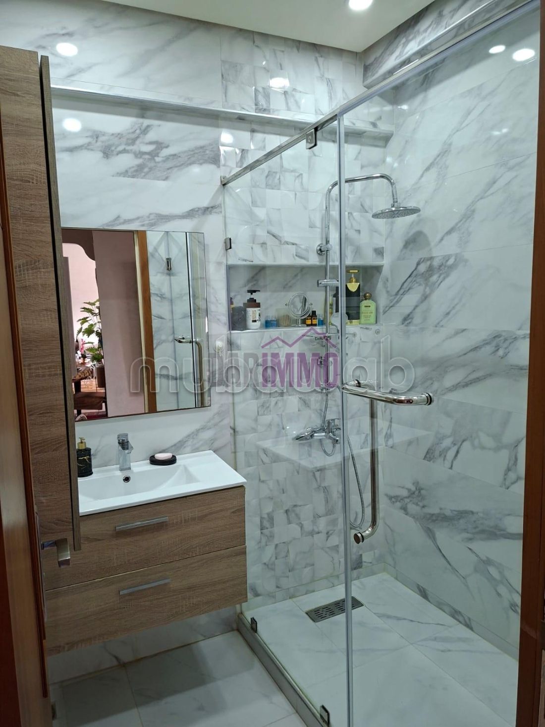 Heldere appartement te koop