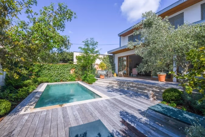 Villa d'exception a louer sur Longchamps 502M2
