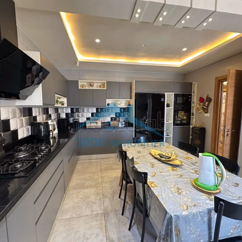 Etage de villa à vendre Cité Gazerne Sousse