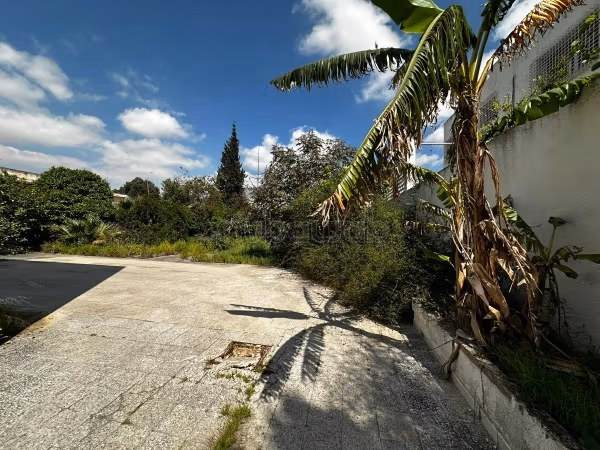 À vendre Villa sur un Terrain de1079 m² Menzah 1