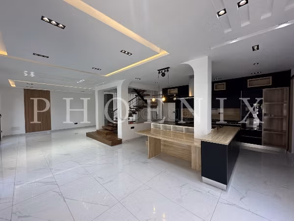 Triplex S4 con terrazza a La Marsa