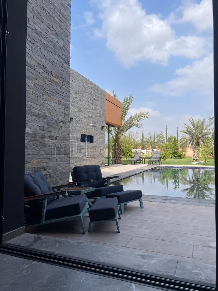 Modern Villa  Pool, Unique Setting,