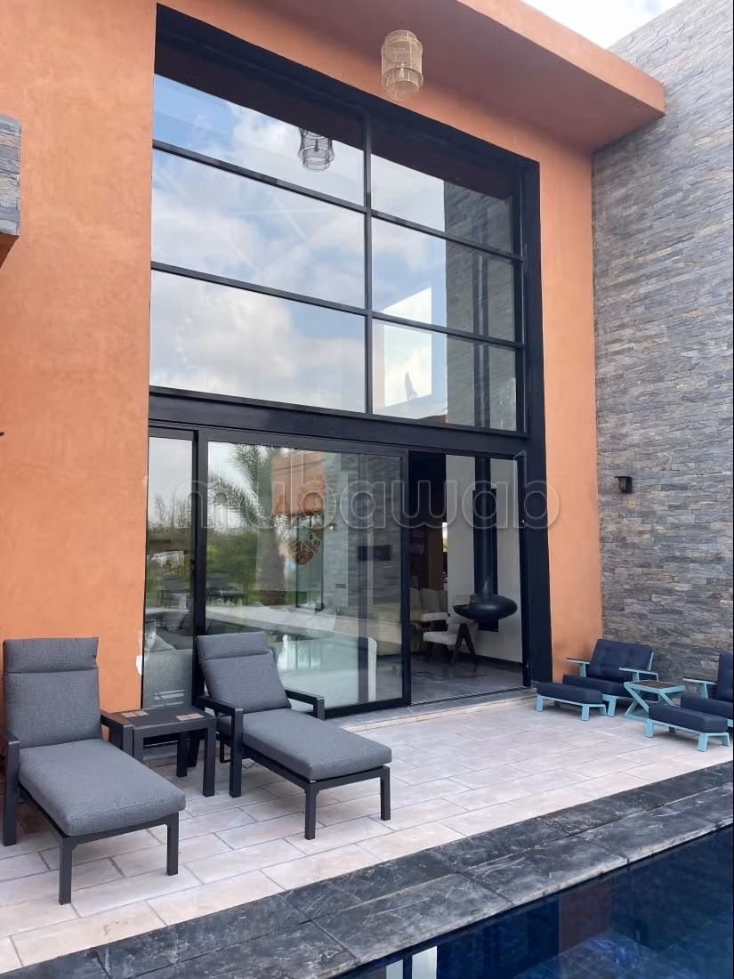 Modern Villa  Pool, Unique Setting,