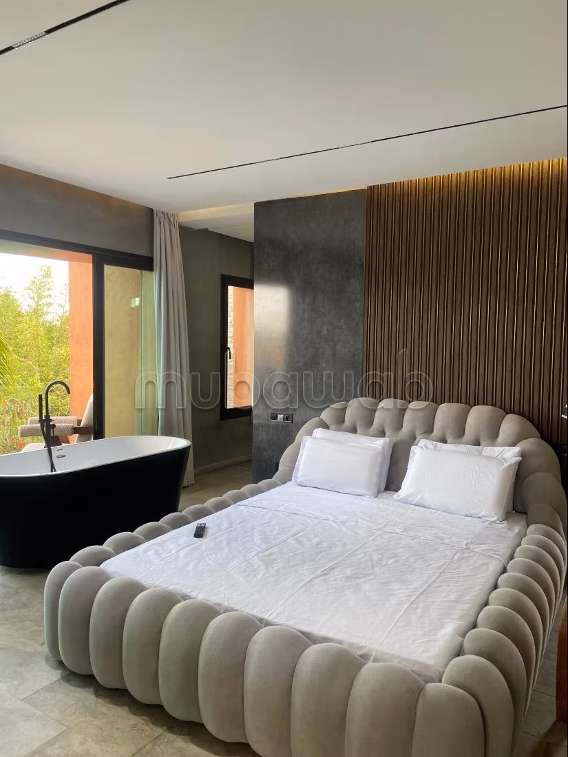 Modern Villa  Pool, Unique Setting,