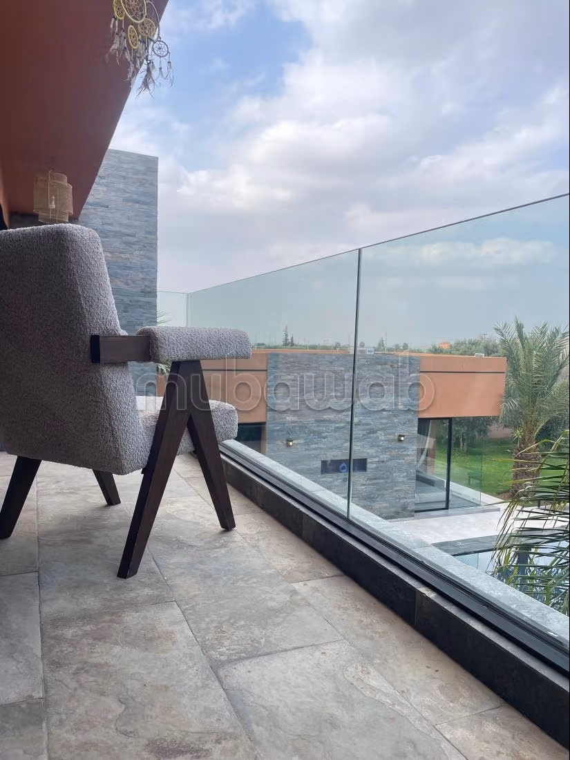 Modern Villa  Pool, Unique Setting,