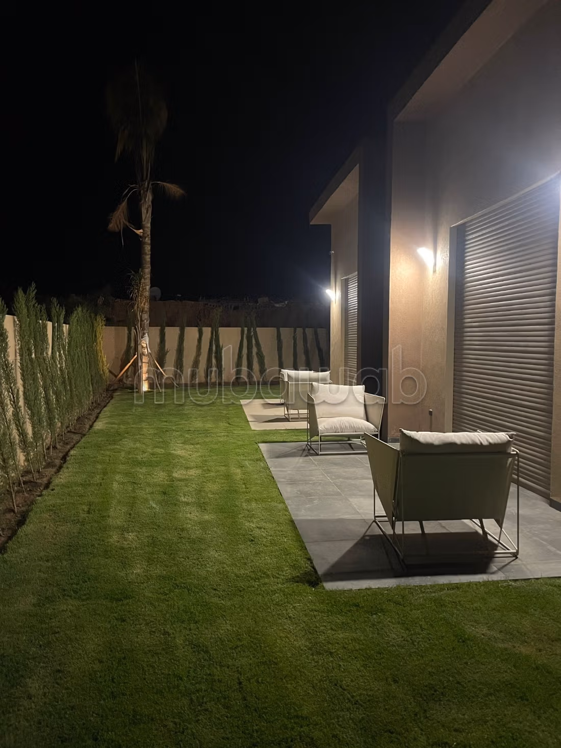 Luxury home for sale in Route Amizmiz. Large area 1000 m². Storage unit