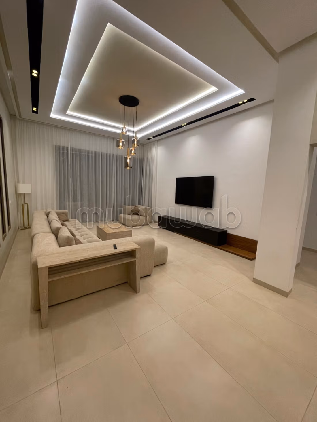 Luxury home for sale in Route Amizmiz. Large area 1000 m². Storage unit