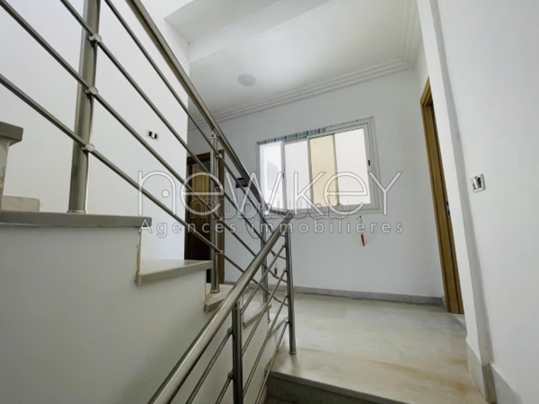 A vendre un duplex s4 à Gammarth village