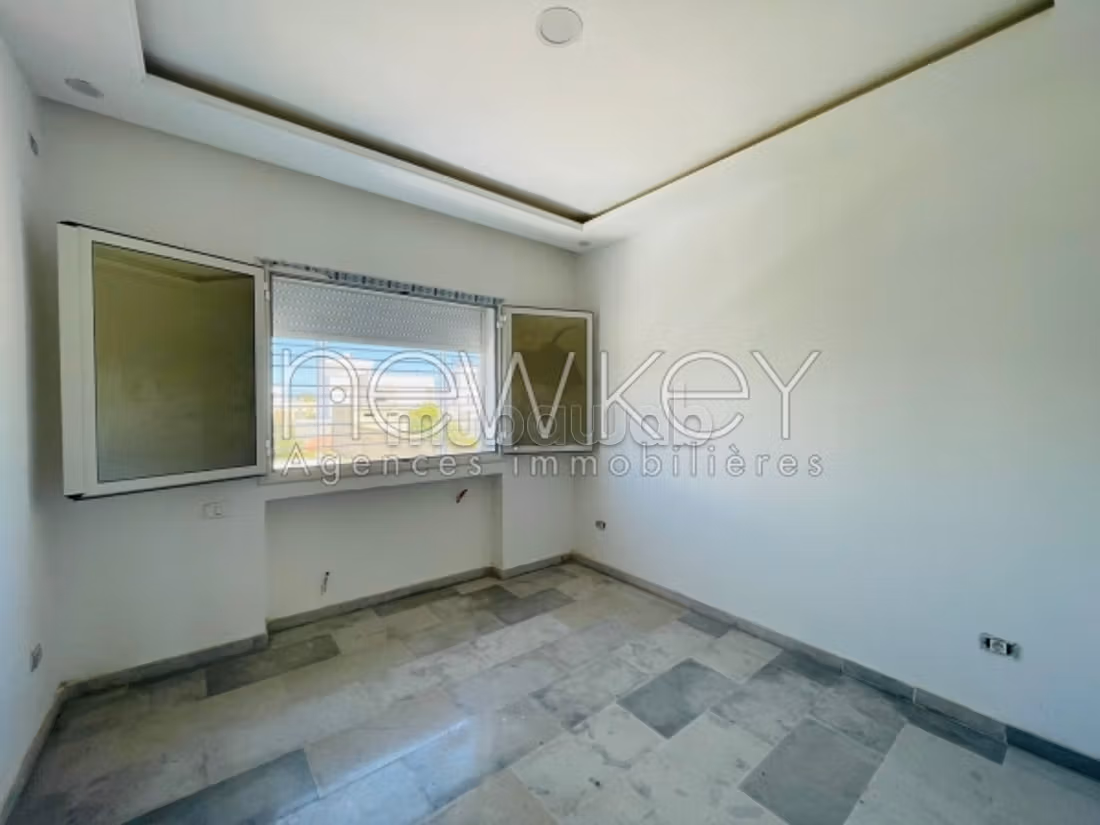A vendre un duplex s4 à Gammarth village