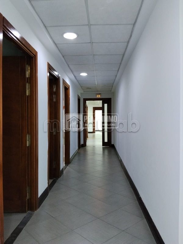 A Louer Des Bureaux Communicants Lac2