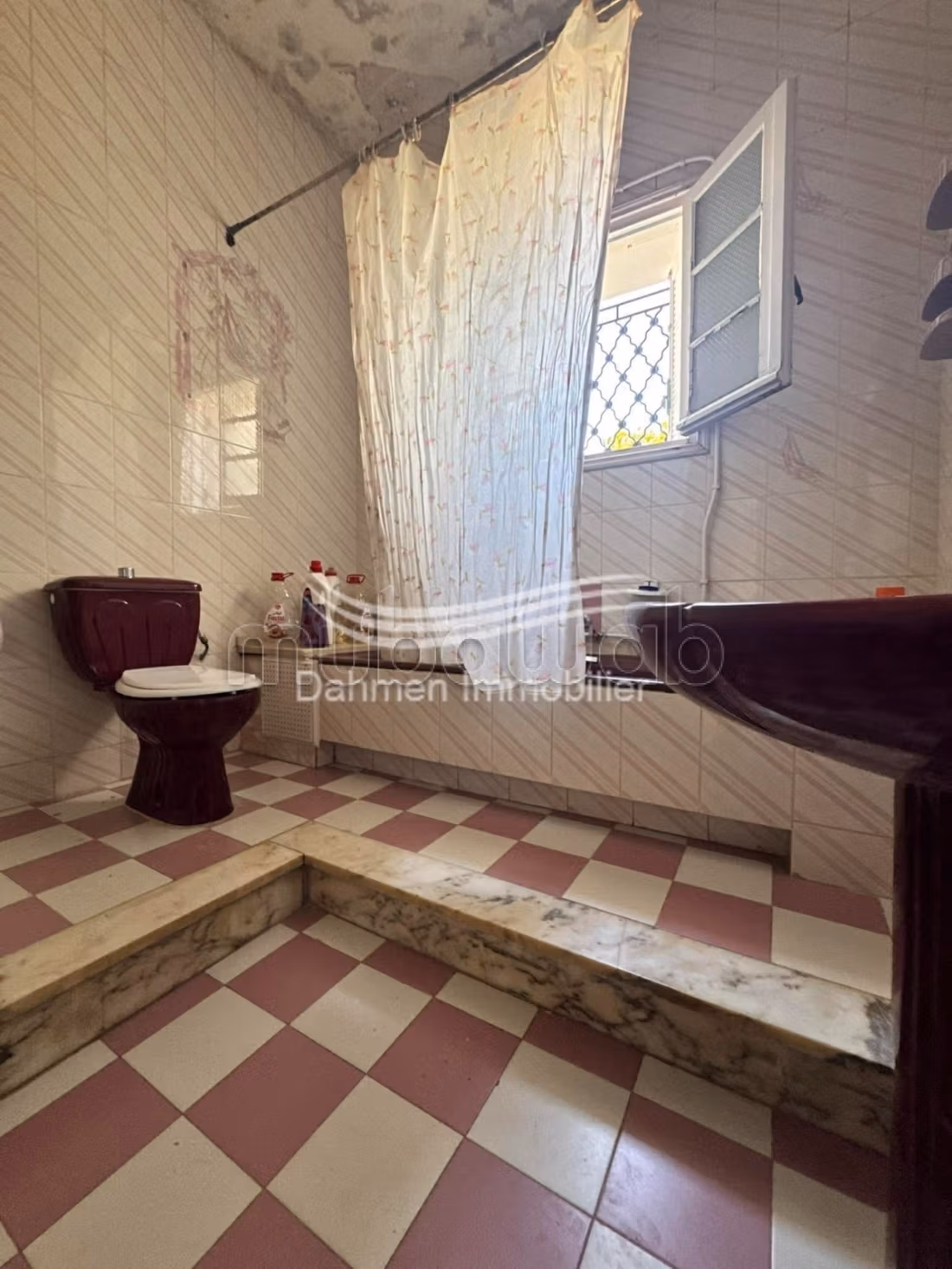 In vendita – Villa su 2 livelli a Khzema
