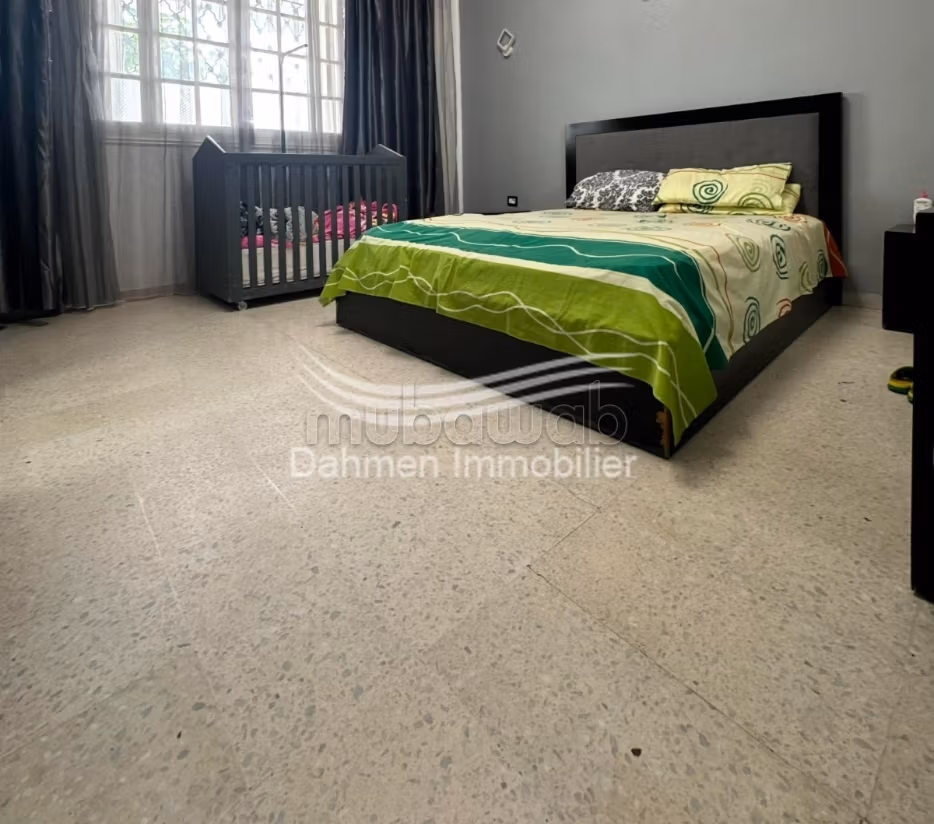 In vendita – Villa su 2 livelli a Khzema