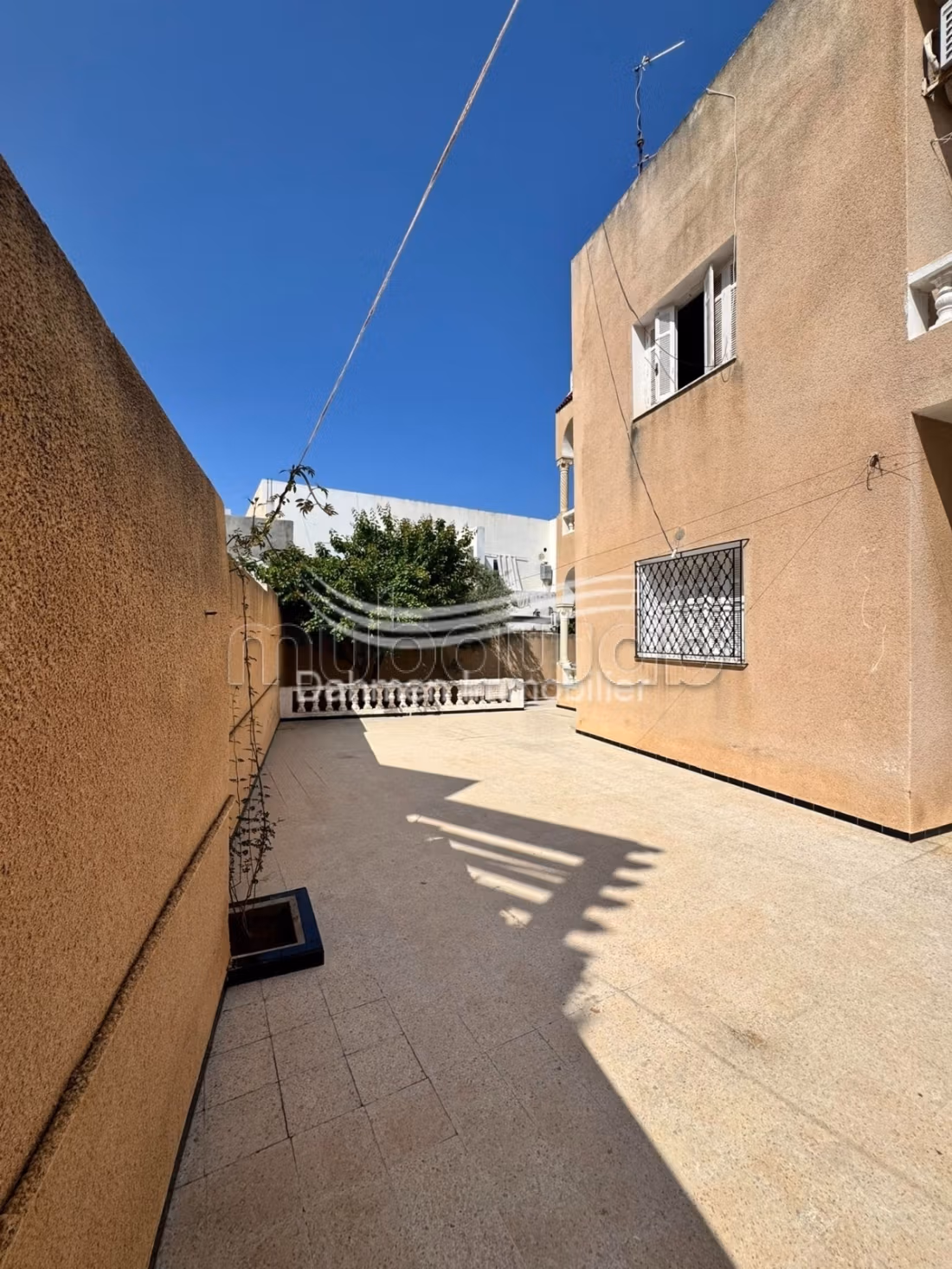 In vendita – Villa su 2 livelli a Khzema