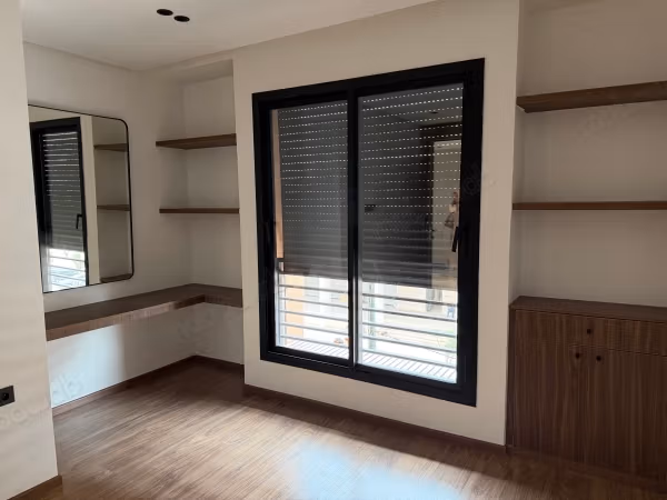 Uitstekend studio-appartement te koop, zeer modern in een nieuw gebouw in het stadscentrum van Gueliz